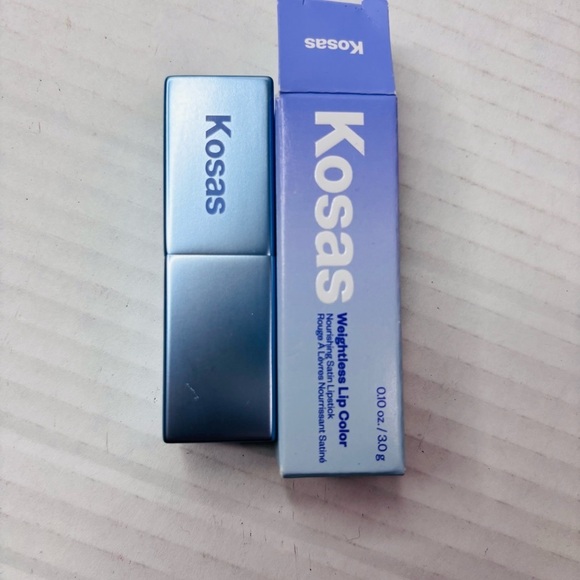 KOSAS Weightless Lip Color Nourishing Satin Lipstick - Picture 2 of 8